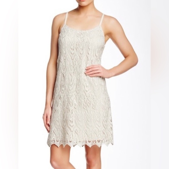 Alice + Olivia Dresses & Skirts - Alice + Olivia Mini Dress